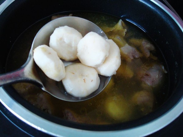 電飯煲荸薺燉雞的做法-家常味燉菜譜-易網(wǎng)健康養(yǎng)生網(wǎng) 電飯煲荸薺燉雞的做法-家常味燉菜譜