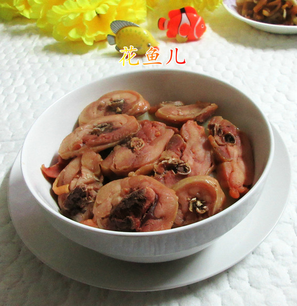 臘雞腿蒸洋芋艿的做法-家常味蒸菜譜-易網健康養生網 臘雞腿蒸洋芋艿的做法-家常味蒸菜譜