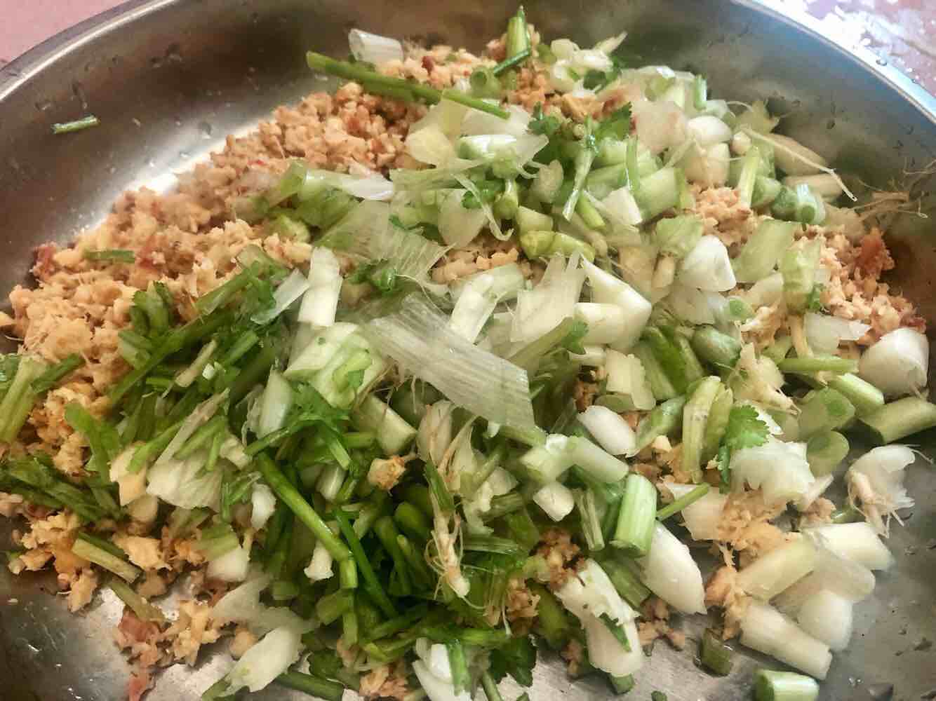 生姜焗雞的做法-咸鮮味焗菜譜-易網<a href=http://www.aoa7937.com/ target=_blank class=infotextkey>健康養生</a>網 生姜焗雞的做法-咸鮮味焗菜譜