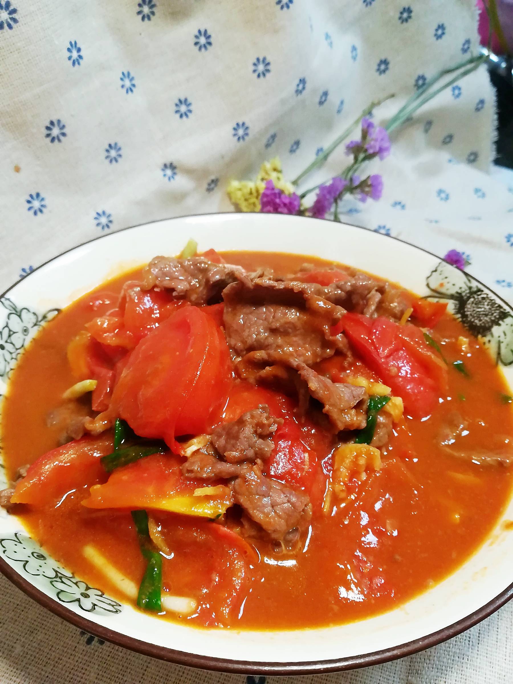 番茄炒牛肉的做法-家常味炒菜譜-易網健康養生網 番茄炒牛肉的做法-家常味炒菜譜