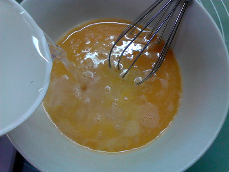 蝦仁蒸蛋羹的做法-咸鮮味蒸菜譜-易網健康養生網 蝦仁蒸蛋羹的做法-咸鮮味蒸菜譜
