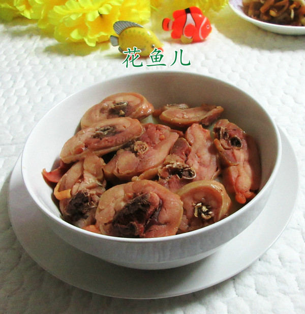 臘雞腿蒸洋芋艿的做法-家常味蒸菜譜-易網健康養生網 臘雞腿蒸洋芋艿的做法-家常味蒸菜譜