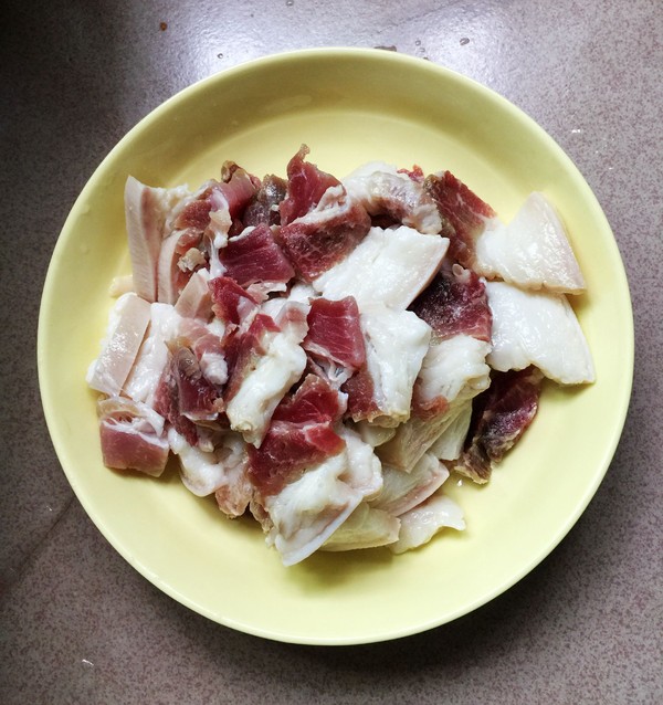 干豆角炒臘肉的做法-咸鮮味燉菜譜-易網健康養生網 干豆角炒臘肉的做法-咸鮮味燉菜譜