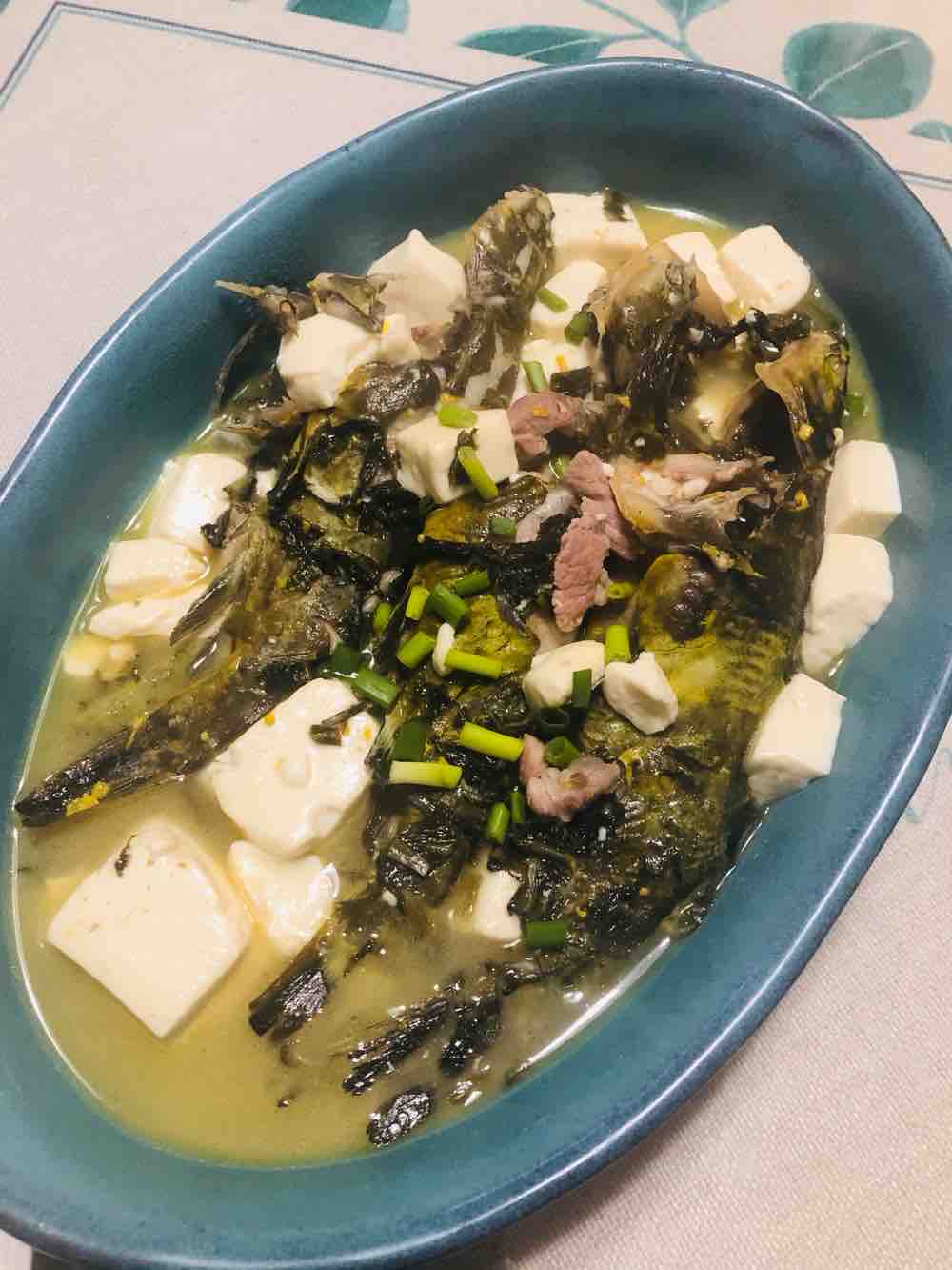 雪菜昂刺魚豆腐湯的做法-家常味煮菜譜