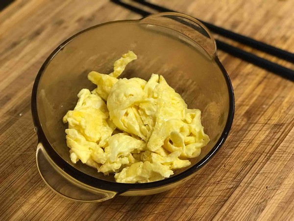 時蔬木須香腸的做法-家常味炒菜譜