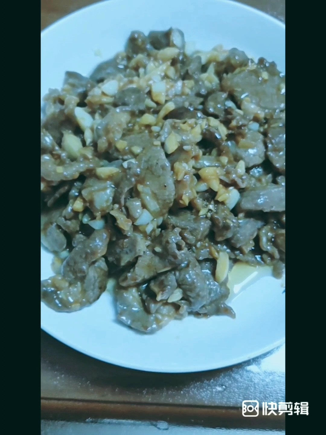 蒜爆羊肉的做法-咸鮮味炒菜譜-易網健康養生網 蒜爆羊肉的做法-咸鮮味炒菜譜