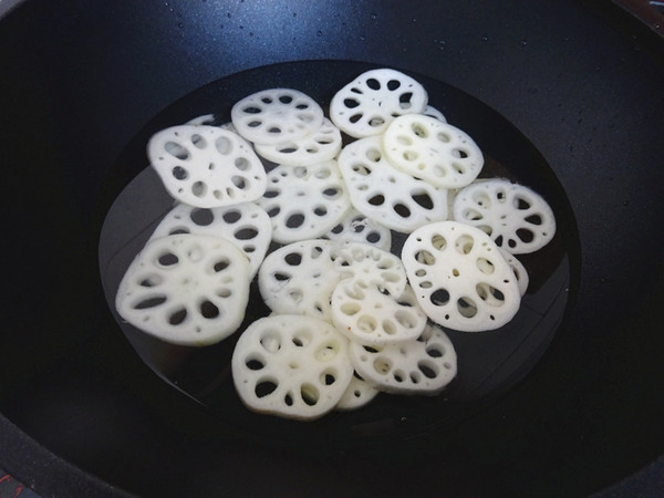 涼拌藕片的做法-咸鮮味拌菜譜-易網健康養生網 涼拌藕片的做法-咸鮮味拌菜譜