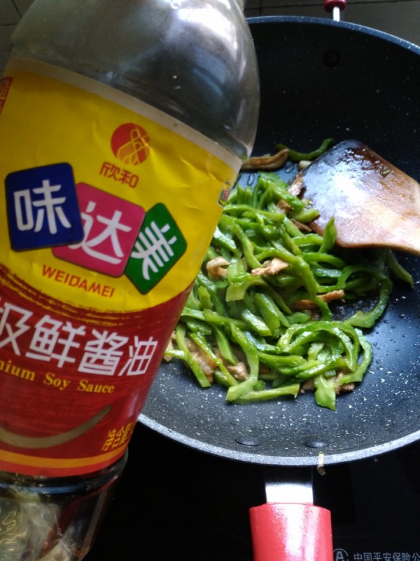 苦瓜炒肉絲的做法-家常味炒菜譜