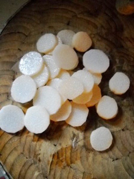 山藥鯽魚粉絲的做法-咸鮮味燉菜譜
