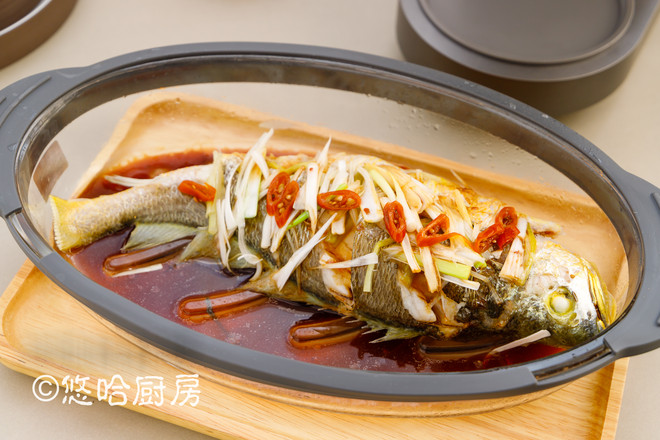 清蒸大黃魚的做法-家常味蒸菜譜-易網健康養生網 清蒸大黃魚的做法-家常味蒸菜譜