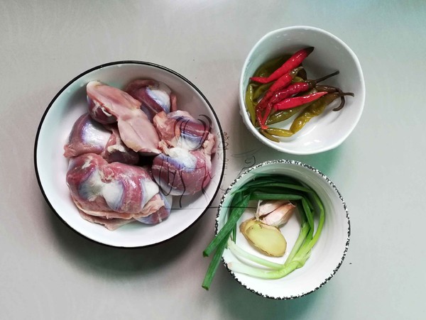 泡椒鴨胗的做法-家常味炒菜譜
