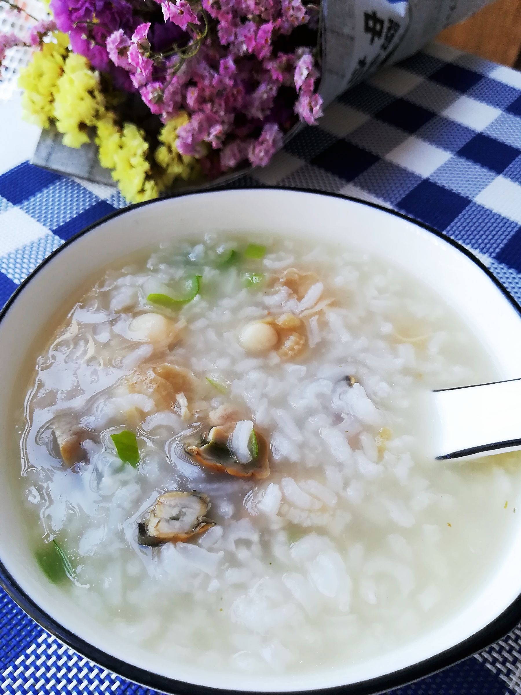 扇貝肉蠔豉粥的做法-咸鮮味煮菜譜-易網(wǎng)健康養(yǎng)生網(wǎng) 扇貝肉蠔豉粥的做法-咸鮮味煮菜譜