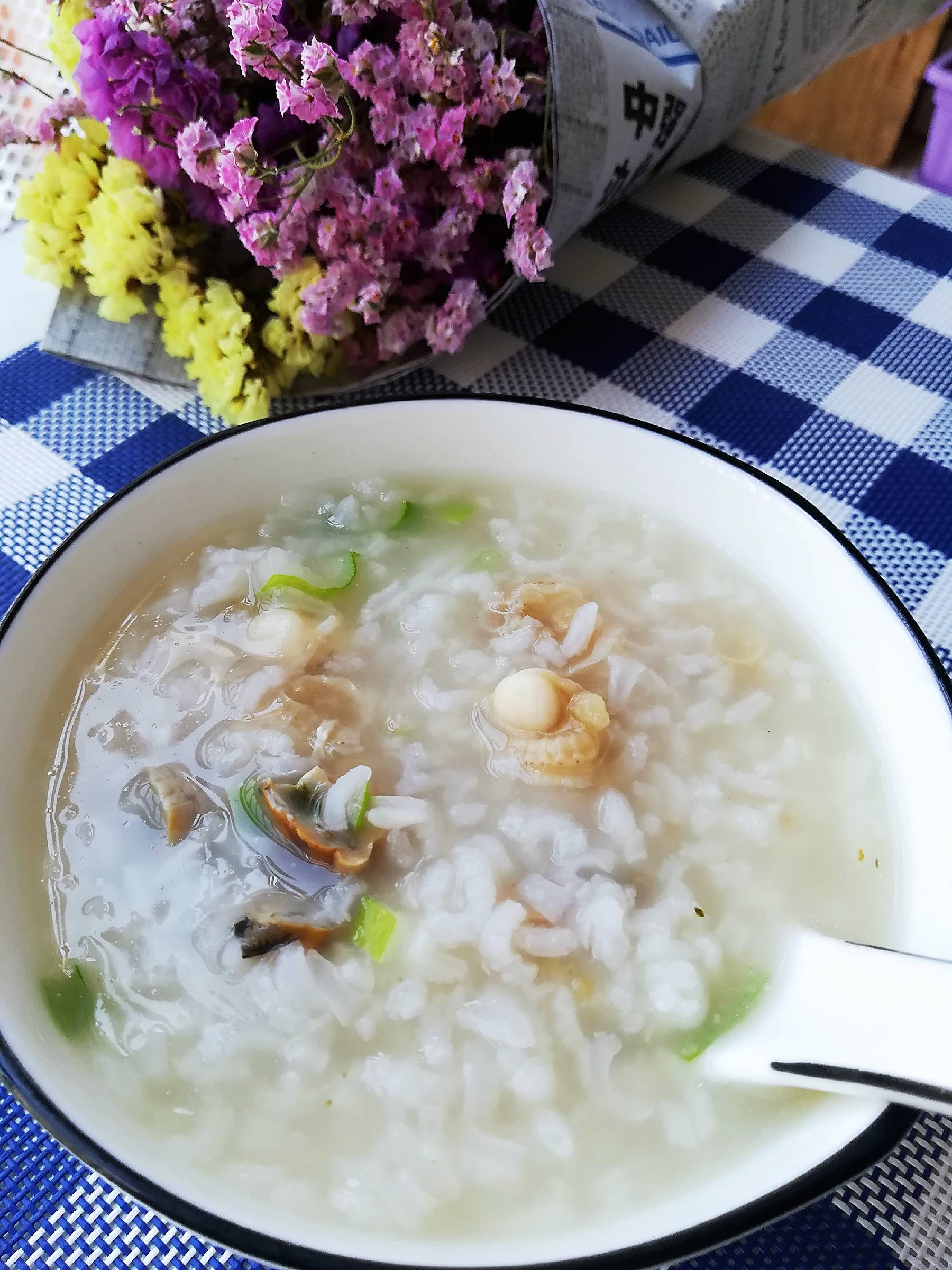 扇貝肉蠔豉粥的做法-咸鮮味煮菜譜-易網(wǎng)健康養(yǎng)生網(wǎng) 扇貝肉蠔豉粥的做法-咸鮮味煮菜譜