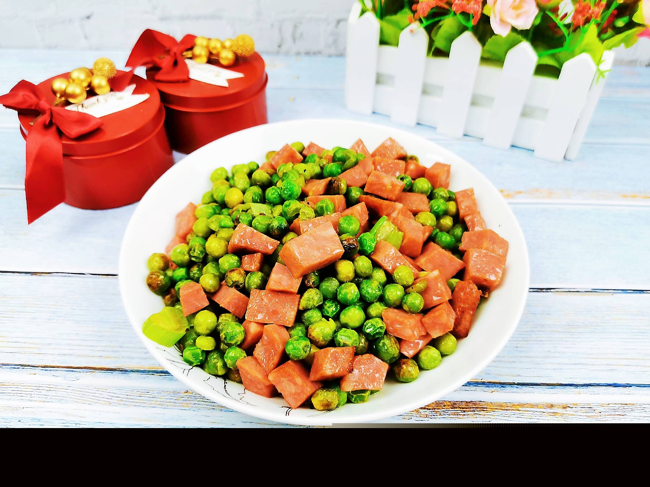 青豆炒火腿的做法-咸鮮味炒菜譜-易網(wǎng)健康養(yǎng)生網(wǎng) 青豆炒火腿的做法-咸鮮味炒菜譜