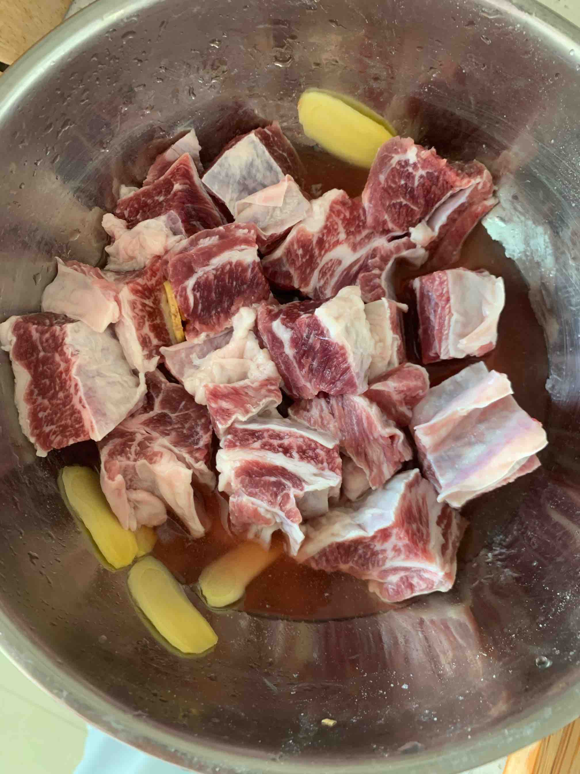 土豆紅燒牛肉的做法-醬香味燒菜譜