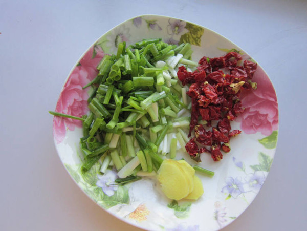 臘魚燒茄子的做法-咸鮮味燒菜譜-易網(wǎng)健康養(yǎng)生網(wǎng) 臘魚燒茄子的做法-咸鮮味燒菜譜