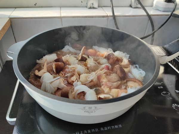 醬香土豆燉雞的做法-家常味燉菜譜-易網健康養生網 醬香土豆燉雞的做法-家常味燉菜譜