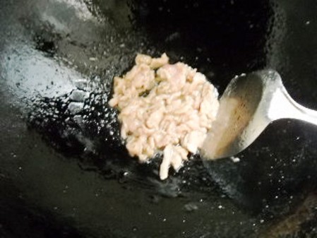 蔥香蛇豆肉絲的做法-蔥香味炒菜譜