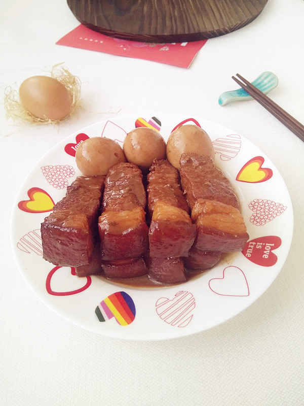 紅燒肉熏蛋的做法-咸鮮味燒菜譜-易網(wǎng)健康養(yǎng)生網(wǎng) 紅燒肉熏蛋的做法-咸鮮味燒菜譜