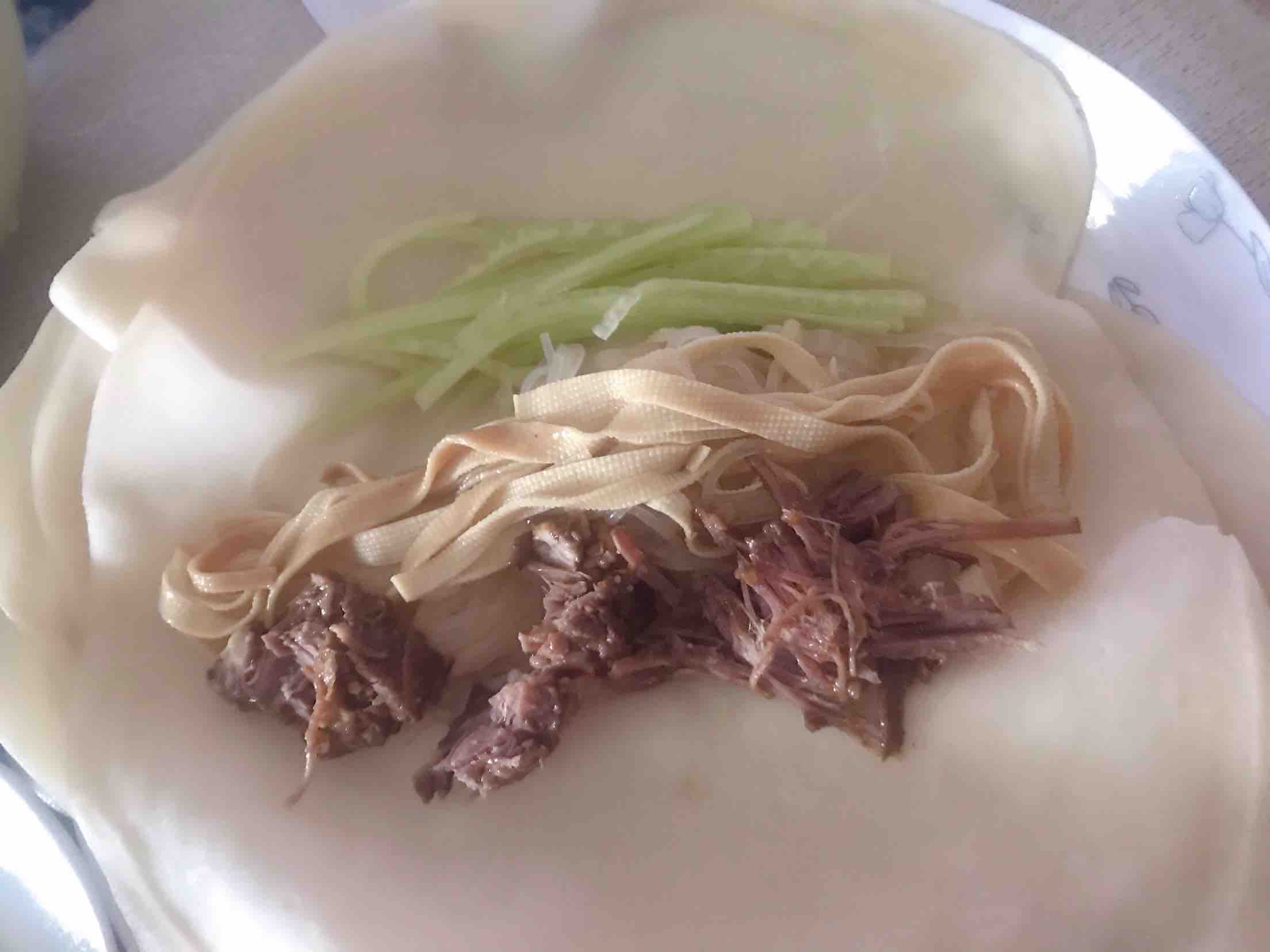 自制蒸春餅的做法-咸鮮味蒸菜譜-易網健康養生網 自制蒸春餅的做法-咸鮮味蒸菜譜