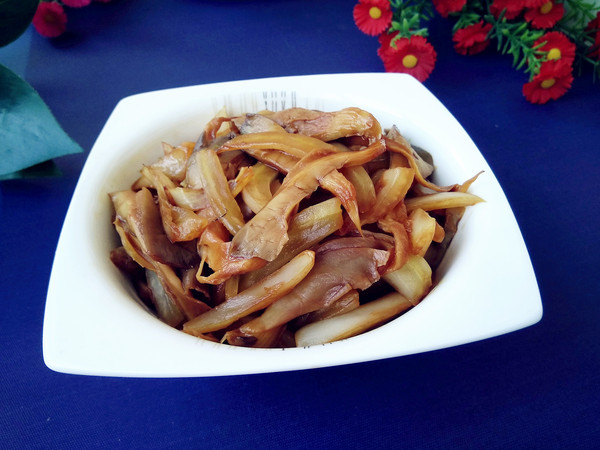大白菜燒平菇的做法-家常味燒菜譜-易網(wǎng)健康養(yǎng)生網(wǎng) 大白菜燒平菇的做法-家常味燒菜譜