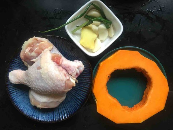 南瓜蒸雞腿的做法-家常味蒸菜譜-易網(wǎng)<a href=http://www.aoa7937.com/ target=_blank class=infotextkey>健康養(yǎng)生</a>網(wǎng) 南瓜蒸雞腿的做法-家常味蒸菜譜