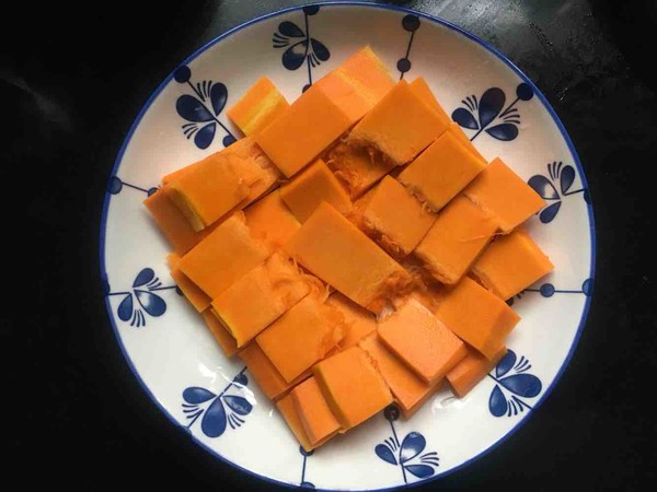 南瓜蒸雞腿的做法-家常味蒸菜譜-易網(wǎng)健康養(yǎng)生網(wǎng) 南瓜蒸雞腿的做法-家常味蒸菜譜