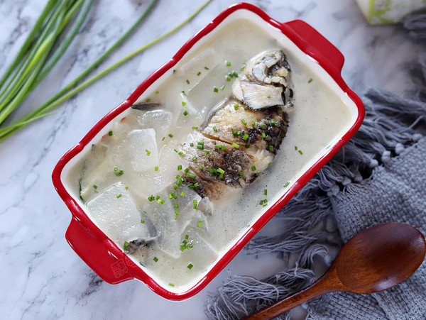冬瓜鯽魚湯的做法-家常味煮菜譜-易網(wǎng)健康養(yǎng)生網(wǎng) 冬瓜鯽魚湯的做法-家常味煮菜譜