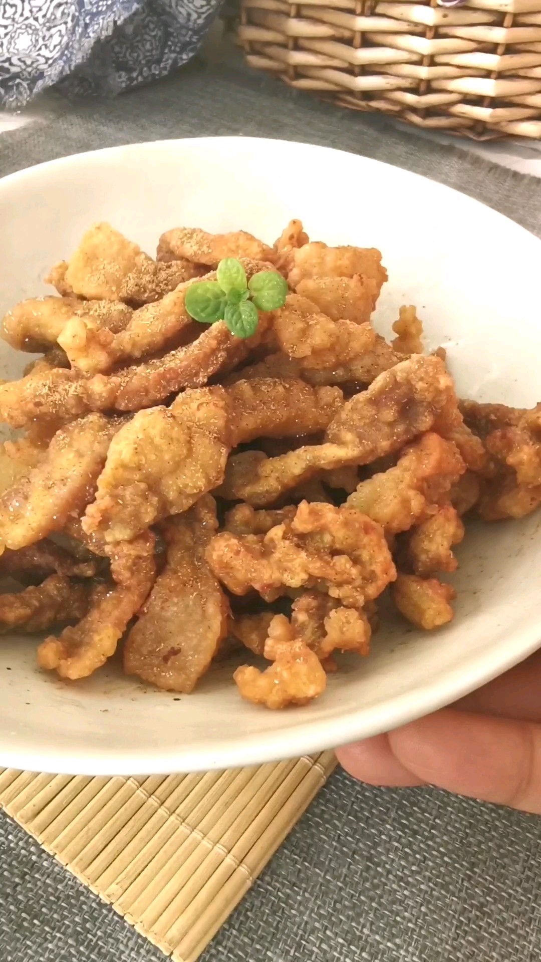 炸酥肉的做法-椒麻味炸菜譜