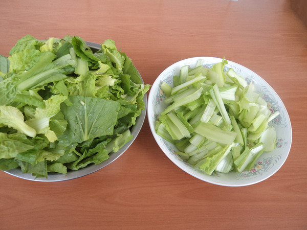 碧綠小白菜炒肉腸的做法-咸鮮味炒菜譜