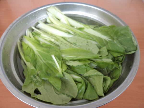 碧綠小白菜炒肉腸的做法-咸鮮味炒菜譜