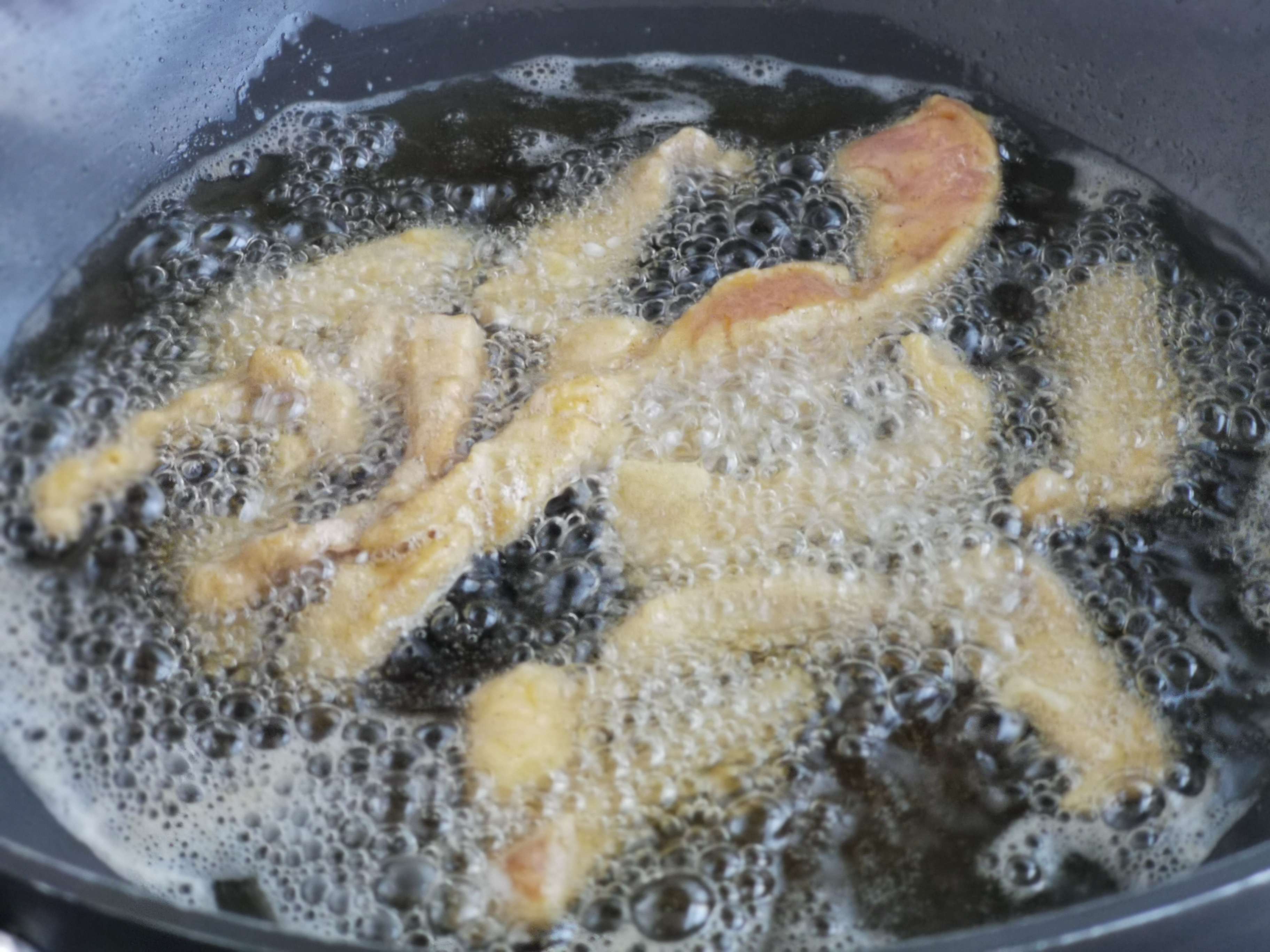 炸酥肉的做法-椒麻味炸菜譜