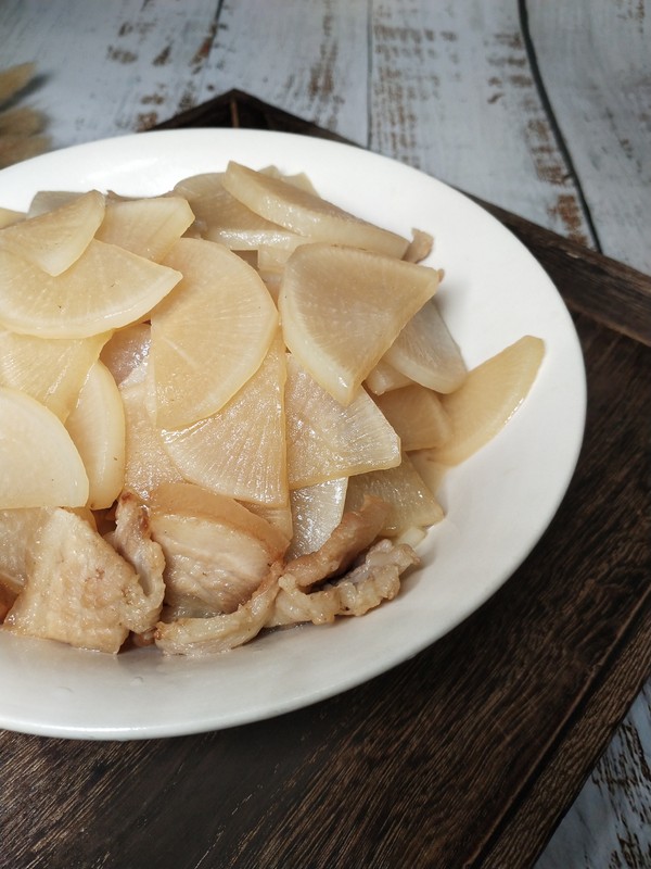 五花肉燒蘿卜的做法-家常味炒菜譜-易網(wǎng)健康養(yǎng)生網(wǎng) 五花肉燒蘿卜的做法-家常味炒菜譜