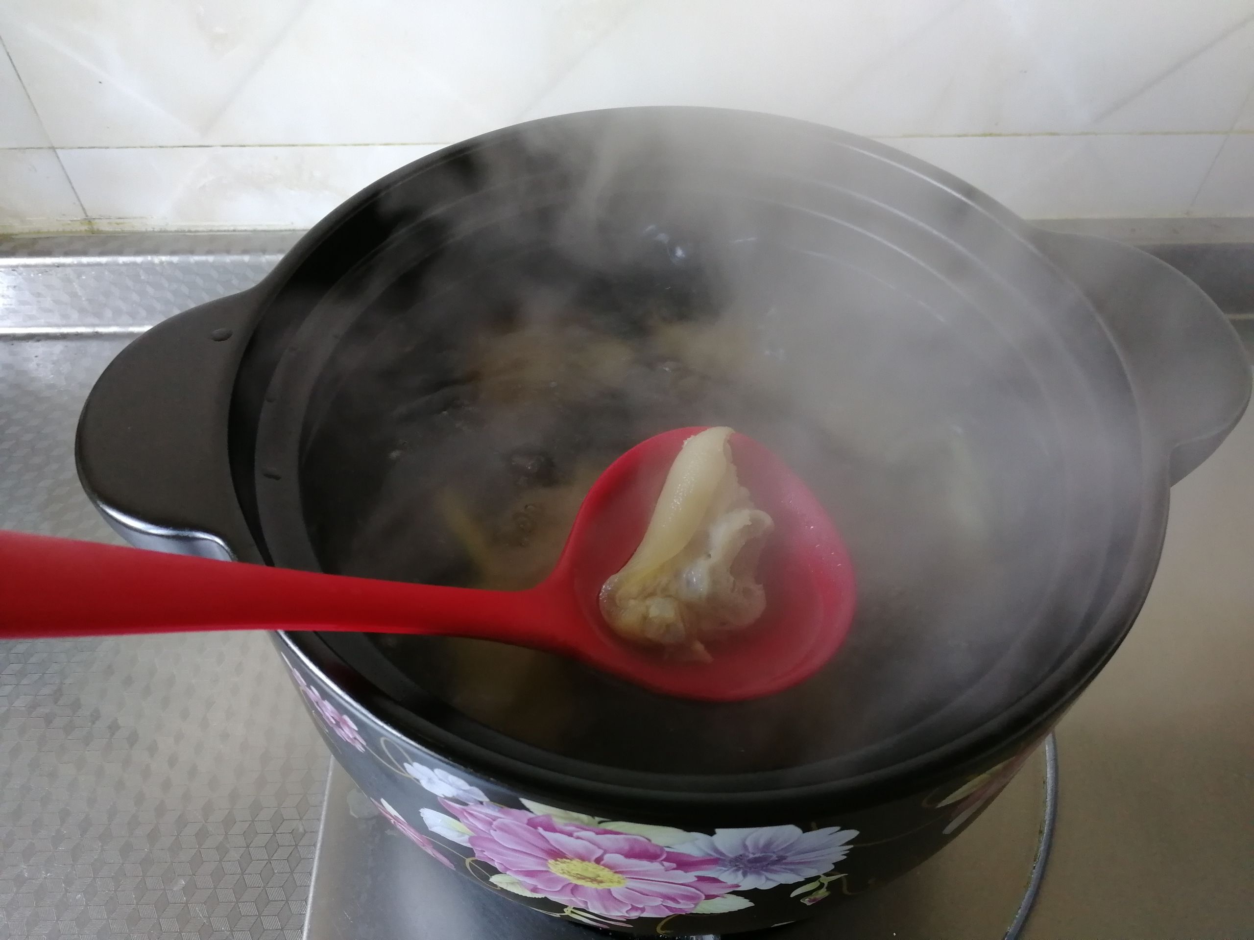 豬腳玉米湯的做法-咸鮮味燉菜譜-易網(wǎng)健康養(yǎng)生網(wǎng) 豬腳玉米湯的做法-咸鮮味燉菜譜