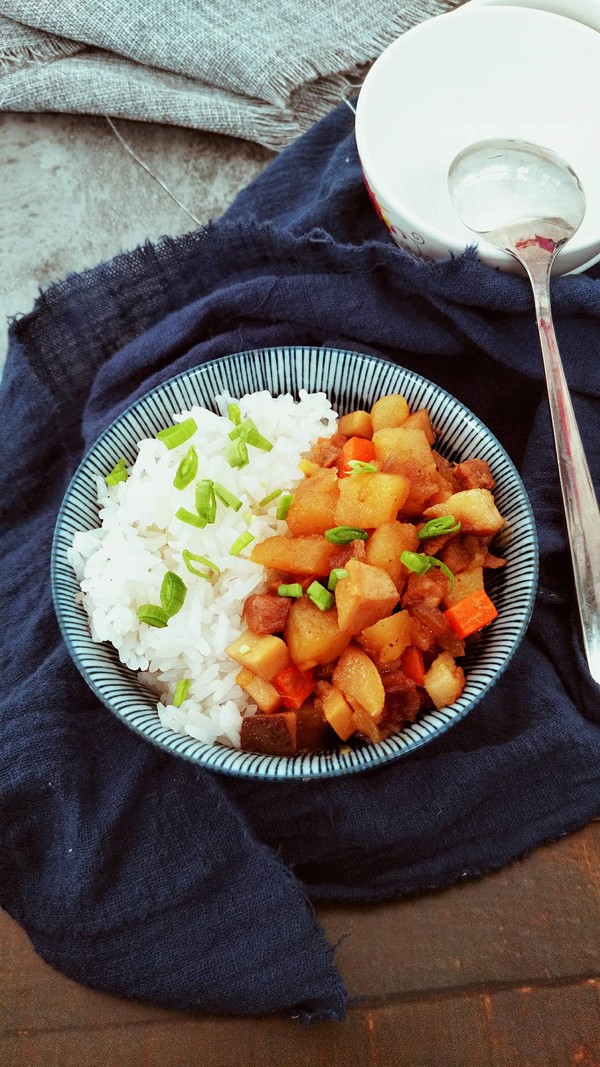 銷魂鹵肉飯的做法-咸鮮味燒菜譜-易網健康養生網 銷魂鹵肉飯的做法-咸鮮味燒菜譜