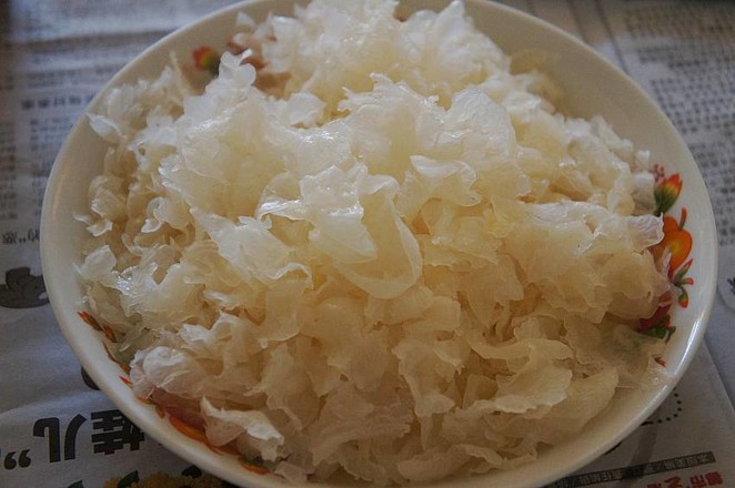 涼拌銀耳山楂的做法-酸甜味拌菜譜