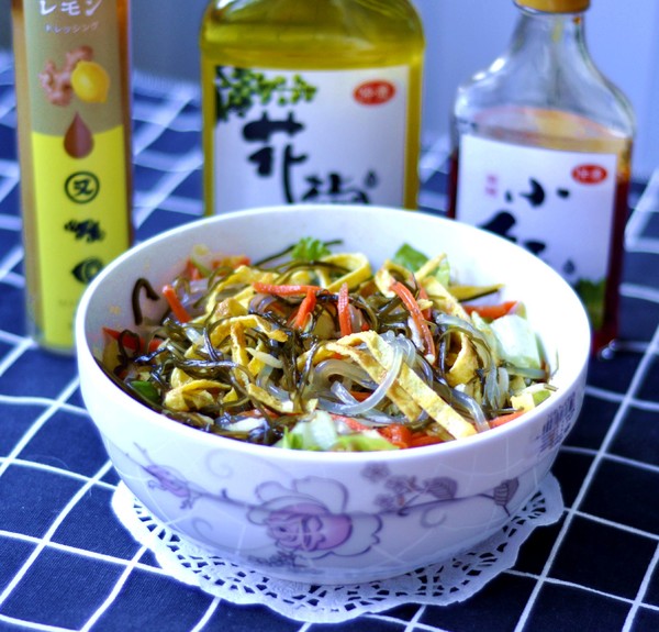 超級下飯的涼拌菜組合的做法-家常味拌菜譜-易網(wǎng)健康養(yǎng)生網(wǎng) 超級下飯的涼拌菜組合的做法-家常味拌菜譜
