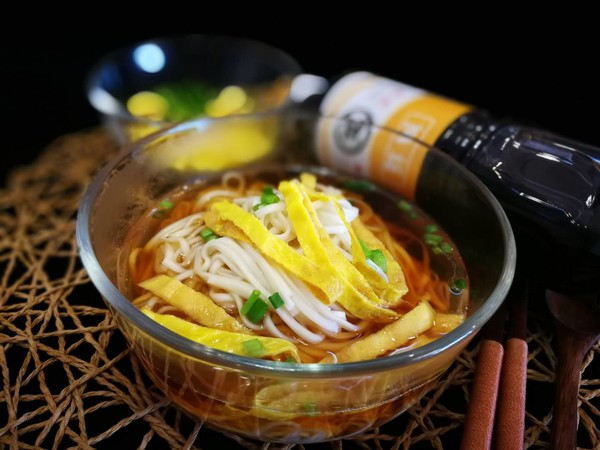 陽(yáng)春面的做法-咸鮮味煮菜譜-易網(wǎng)健康養(yǎng)生網(wǎng) 陽(yáng)春面的做法-咸鮮味煮菜譜
