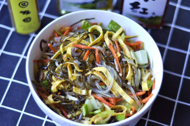 超級下飯的涼拌菜組合的做法-家常味拌菜譜-易網(wǎng)健康養(yǎng)生網(wǎng) 超級下飯的涼拌菜組合的做法-家常味拌菜譜