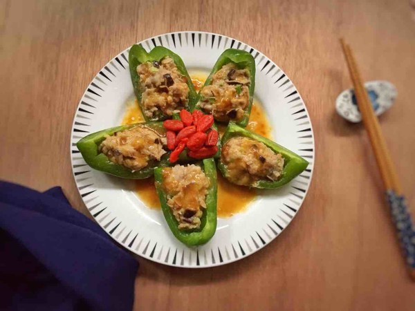 青椒釀肉的做法-咸鮮味煎菜譜-易網健康養生網 青椒釀肉的做法-咸鮮味煎菜譜