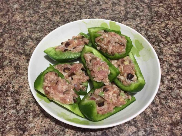 青椒釀肉的做法-咸鮮味煎菜譜-易網健康養生網 青椒釀肉的做法-咸鮮味煎菜譜