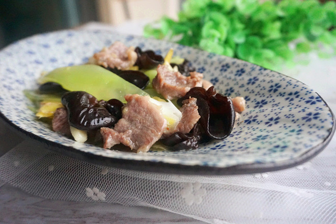 家常白油肉片的做法-家常味炒菜譜