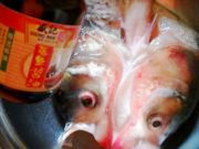 砂鍋魚頭煲的做法-咸鮮味煮菜譜