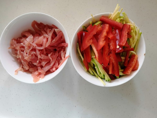 小瓜炒肉絲的做法-家常味炒菜譜
