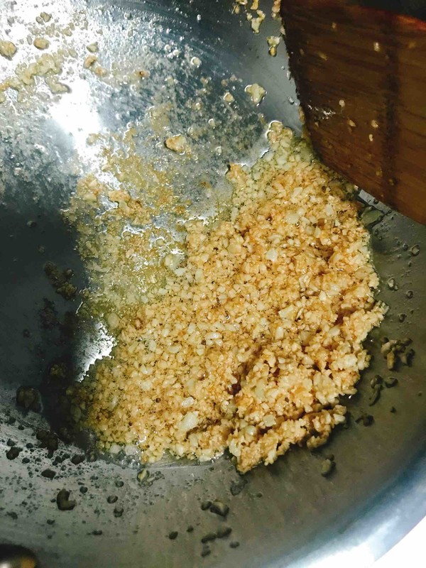 蒜蓉龍利魚的做法-蒜香味蒸菜譜