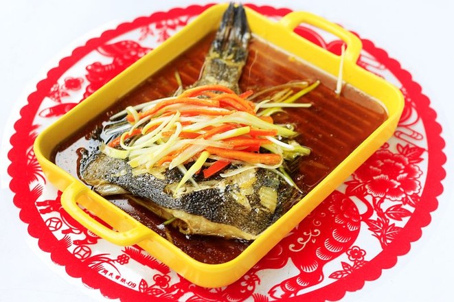 清蒸黃金鰈魚的做法-家常味蒸菜譜-易網(wǎng)健康養(yǎng)生網(wǎng) 清蒸黃金鰈魚的做法-家常味蒸菜譜