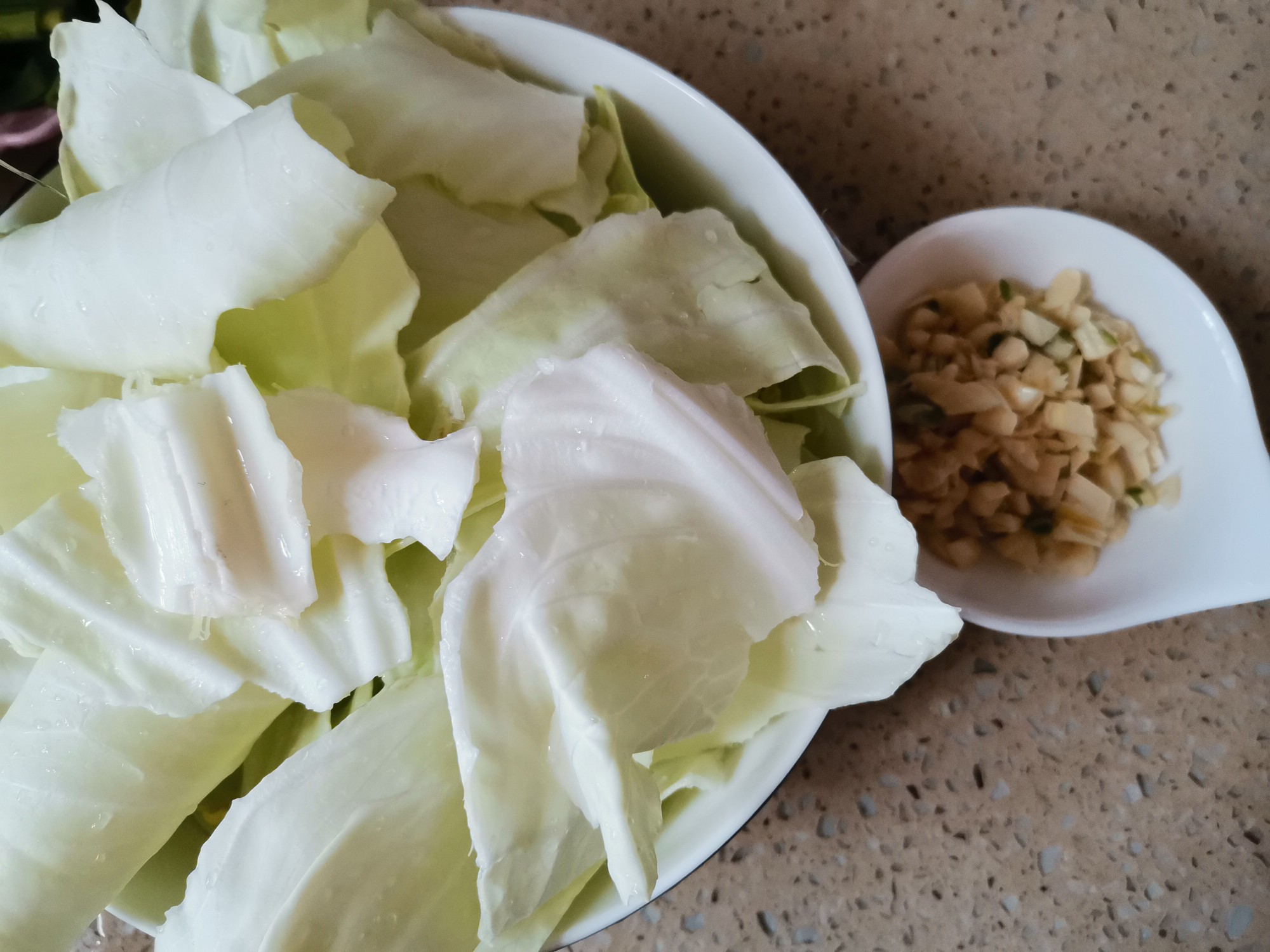 手撕包菜的做法-甜味炒菜譜