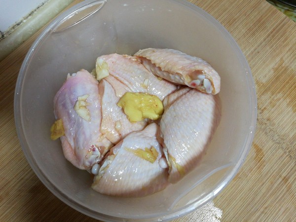 粽香烤雞翅的做法-家常味烤菜譜