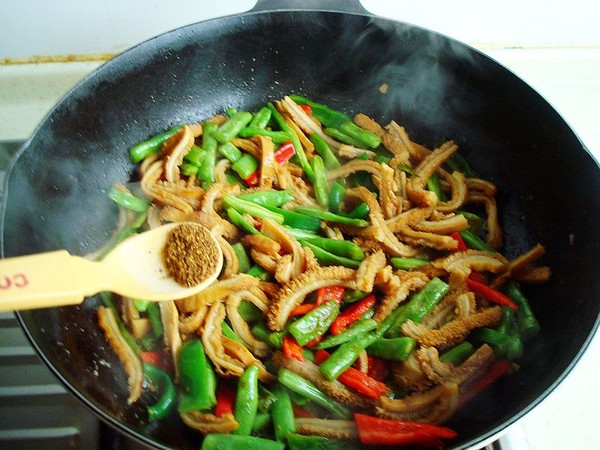 豆角炒牛肚的做法-家常味炒菜譜-易網健康養生網 豆角炒牛肚的做法-家常味炒菜譜
