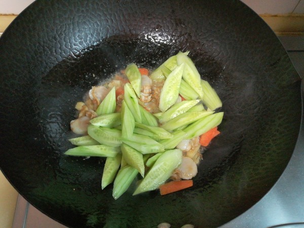 黃瓜炒扇貝的做法-家常味炒菜譜-易網健康養生網 黃瓜炒扇貝的做法-家常味炒菜譜
